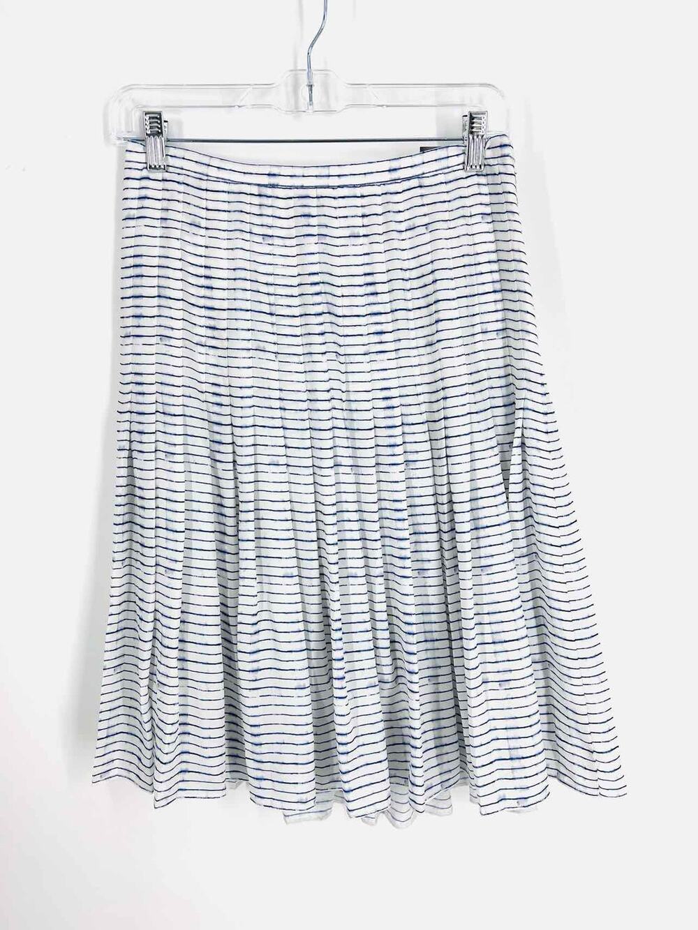 Vince Size 2 White/Blue Stripe Pleated Designer Skirt